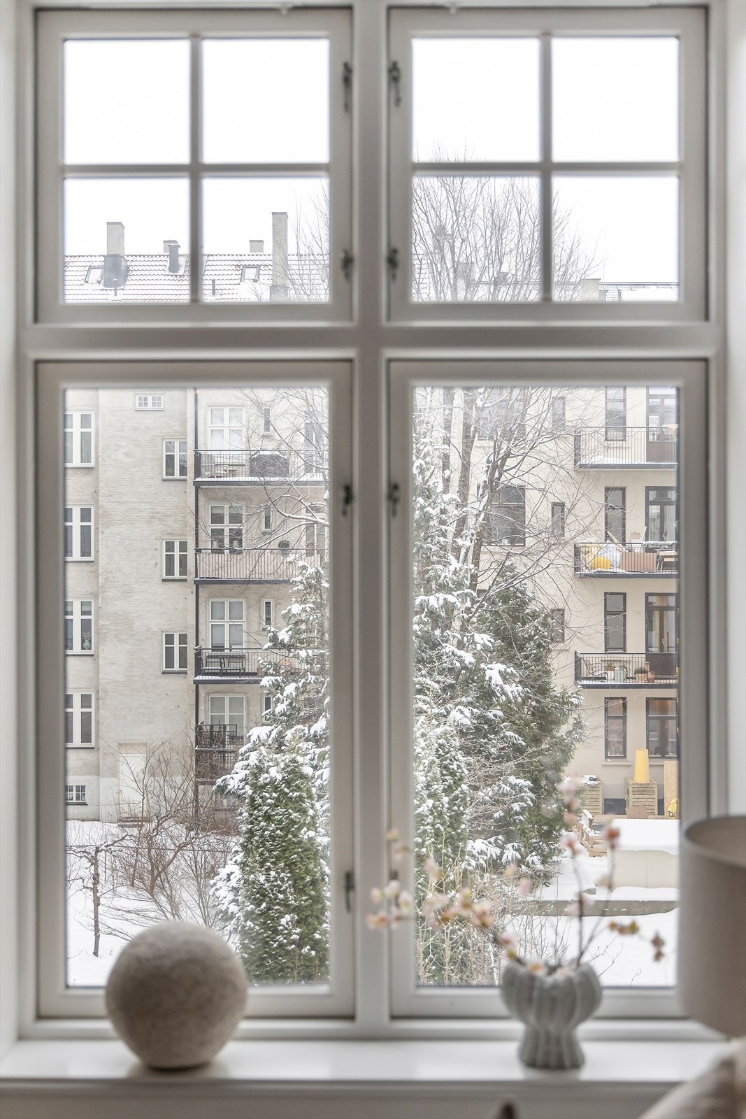 Skjermet fra støy og trafikk. Galleribilde