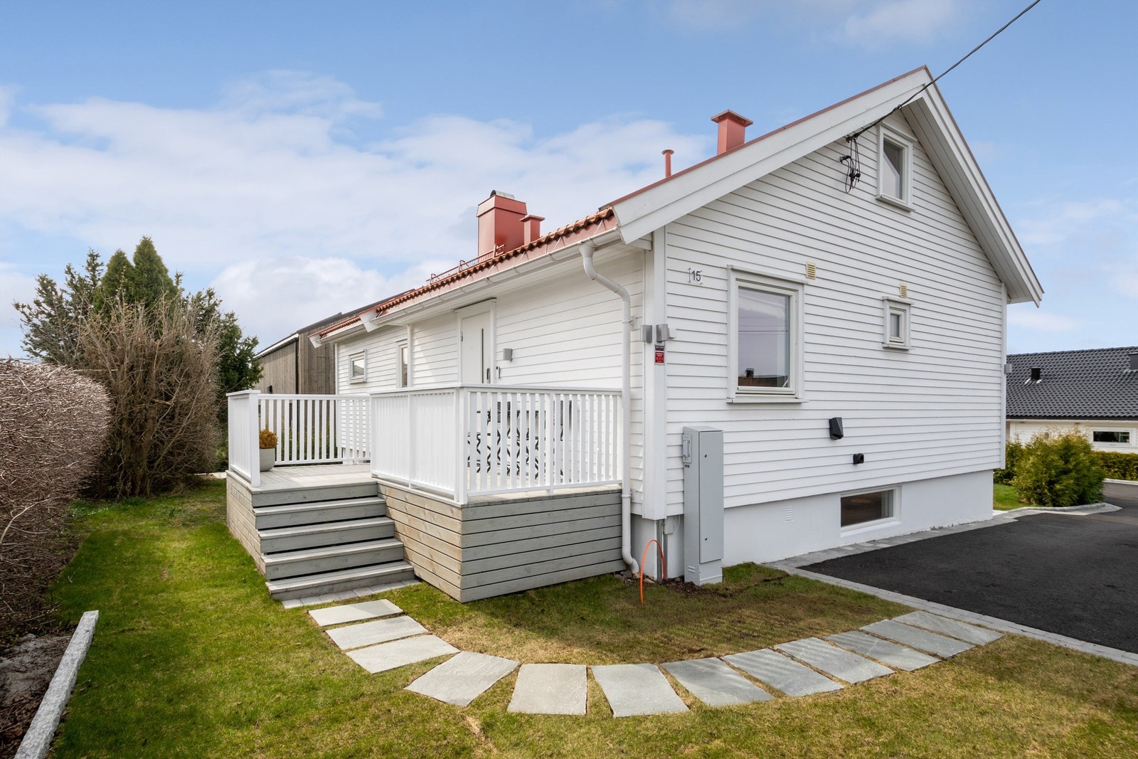 Sommerbilde - fasade. Galleribilde