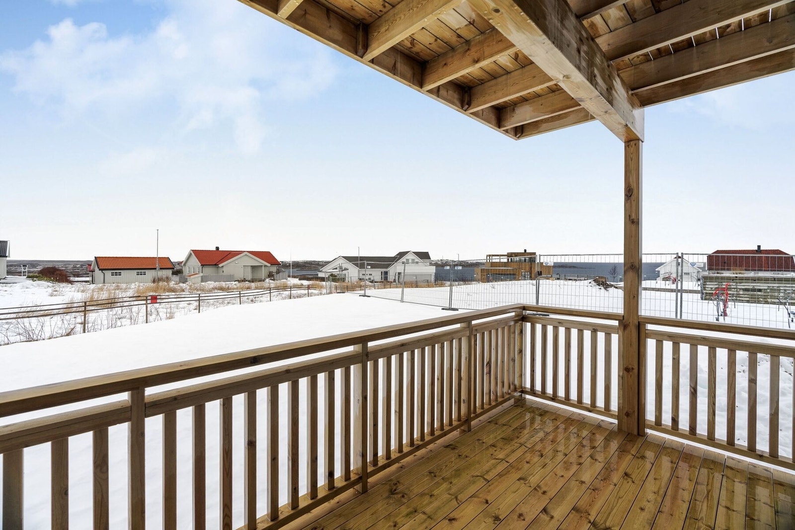 4-roms leilighet beliggende i et veletablert boligfelt på Dyrvik Galleribilde