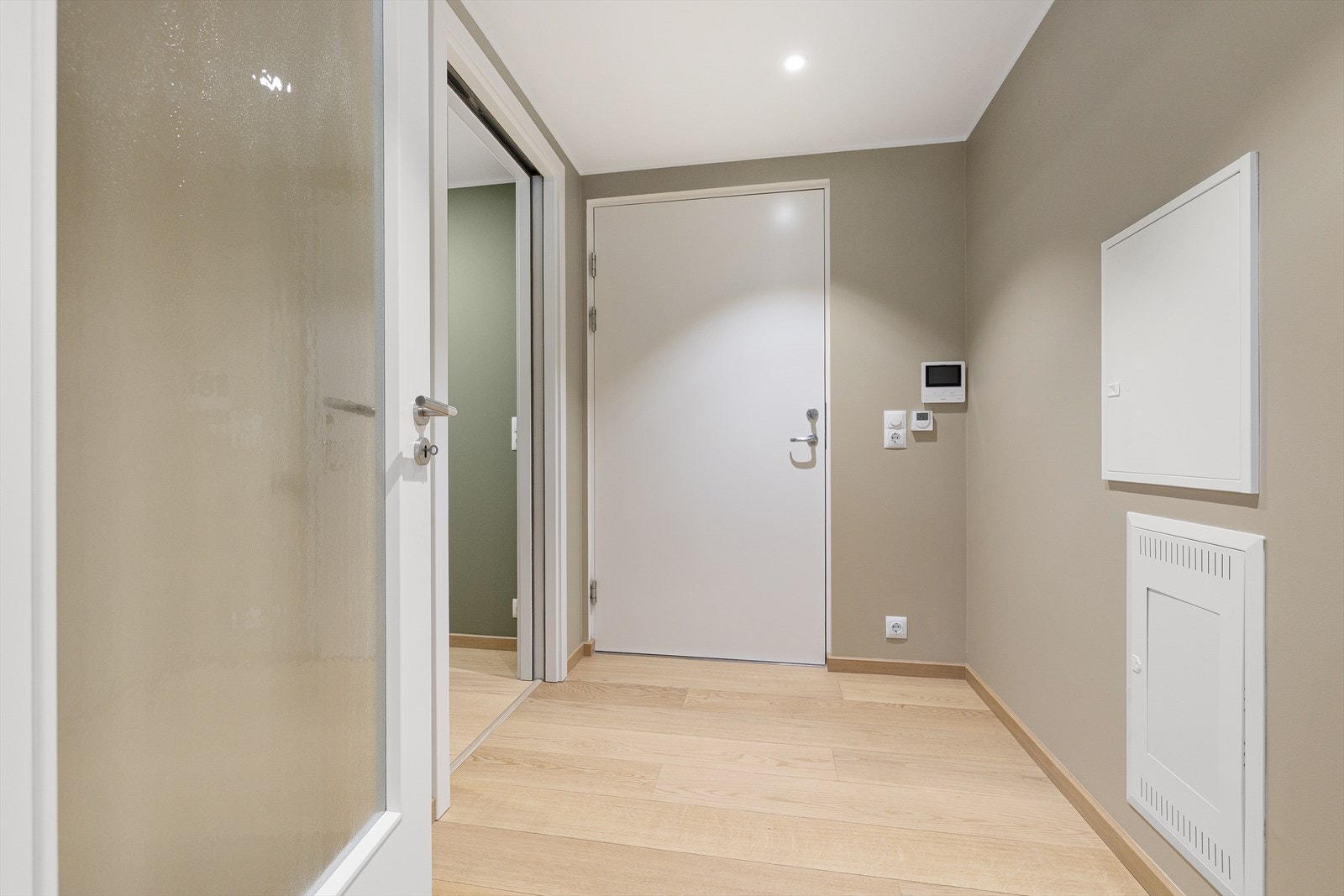 Entré. Galleribilde