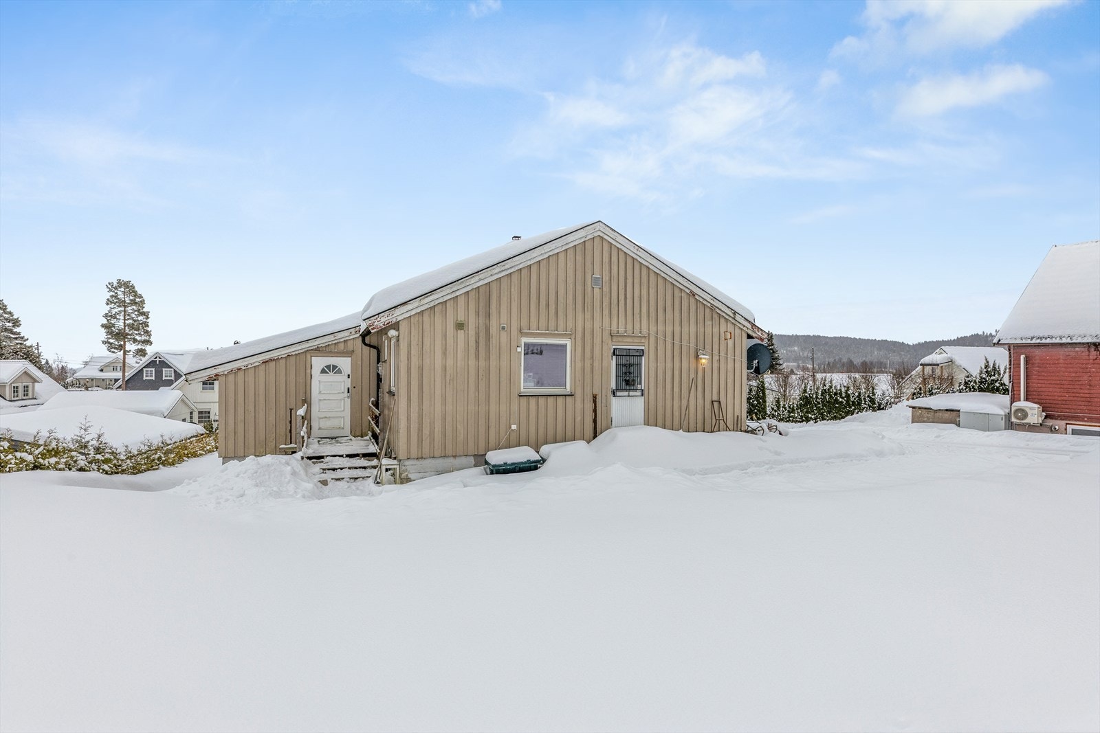 Eiendommen har en unik beliggenhet i et etablert og familievennlig boligområde på Øvre Skytta Galleribilde