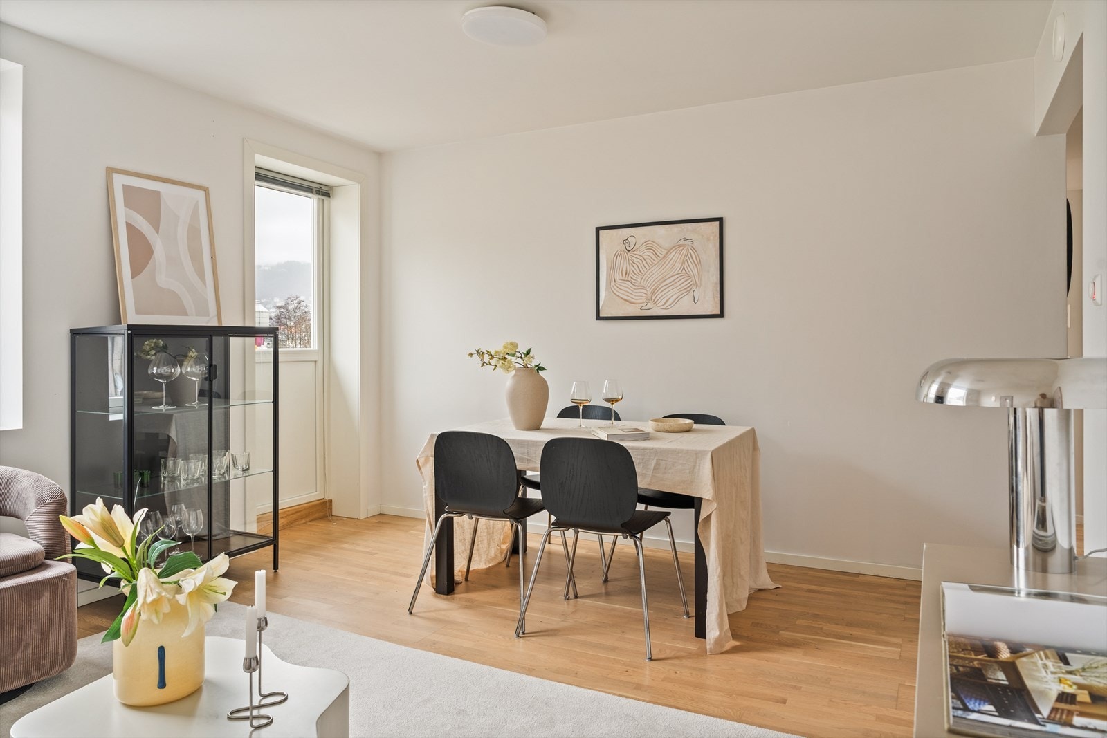 Perfekt for hyggelige sammenkomster og gjester Galleribilde