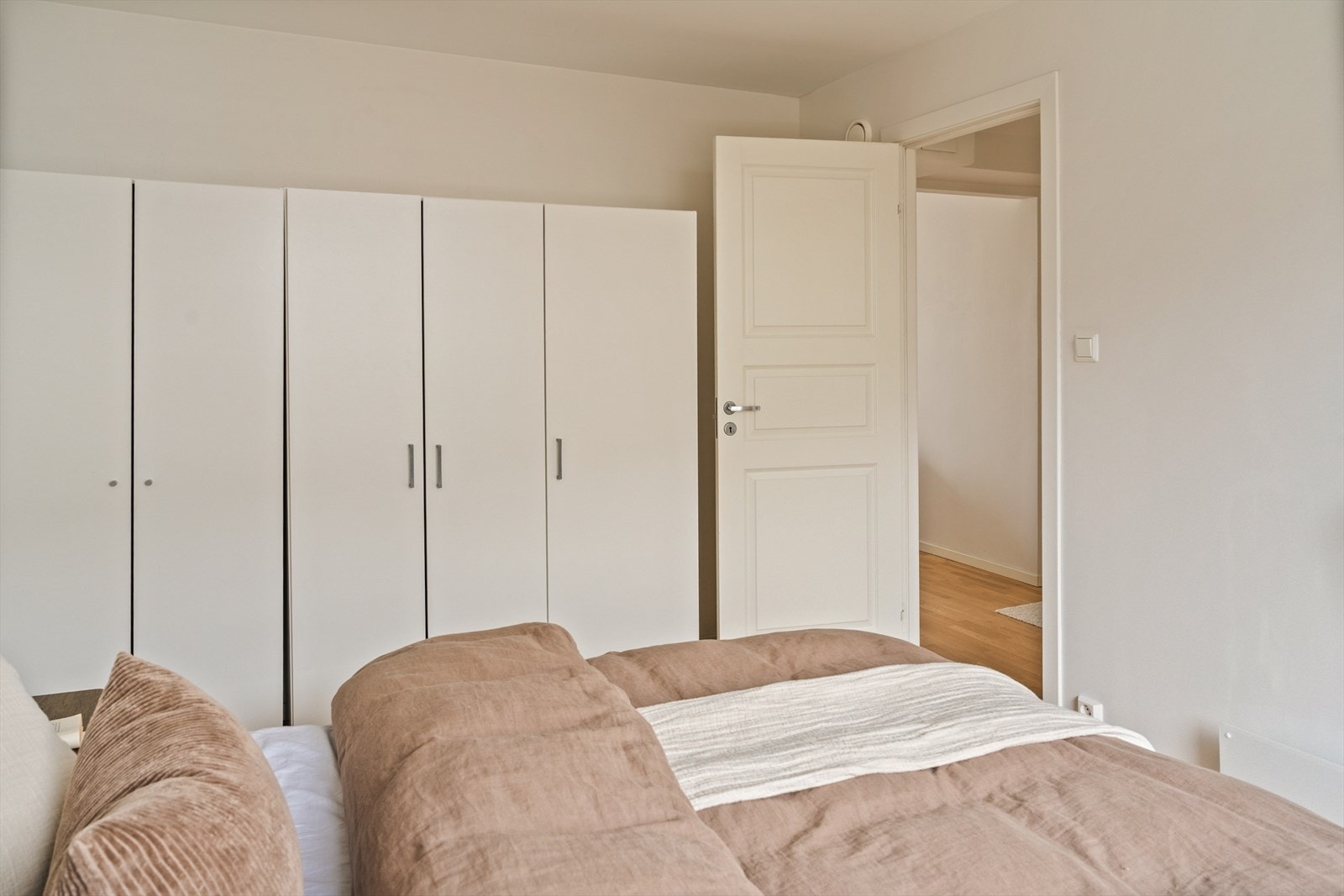 Vi går videre inn på badet. Galleribilde