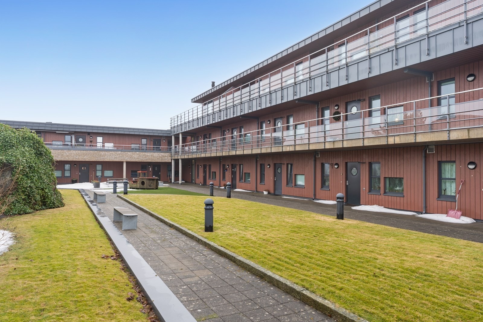 Uteområdet for sameie Galleribilde