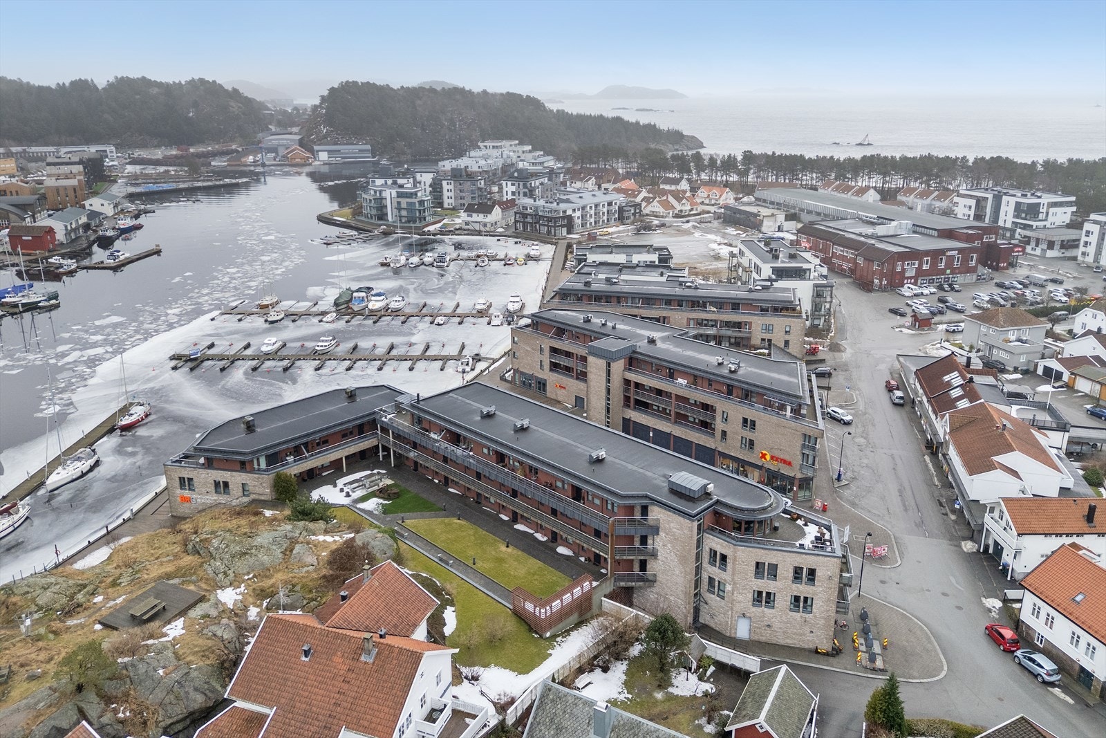 Her bor du sentralt i Mandal med Verven og kort avstand til Mandal sentrum Galleribilde