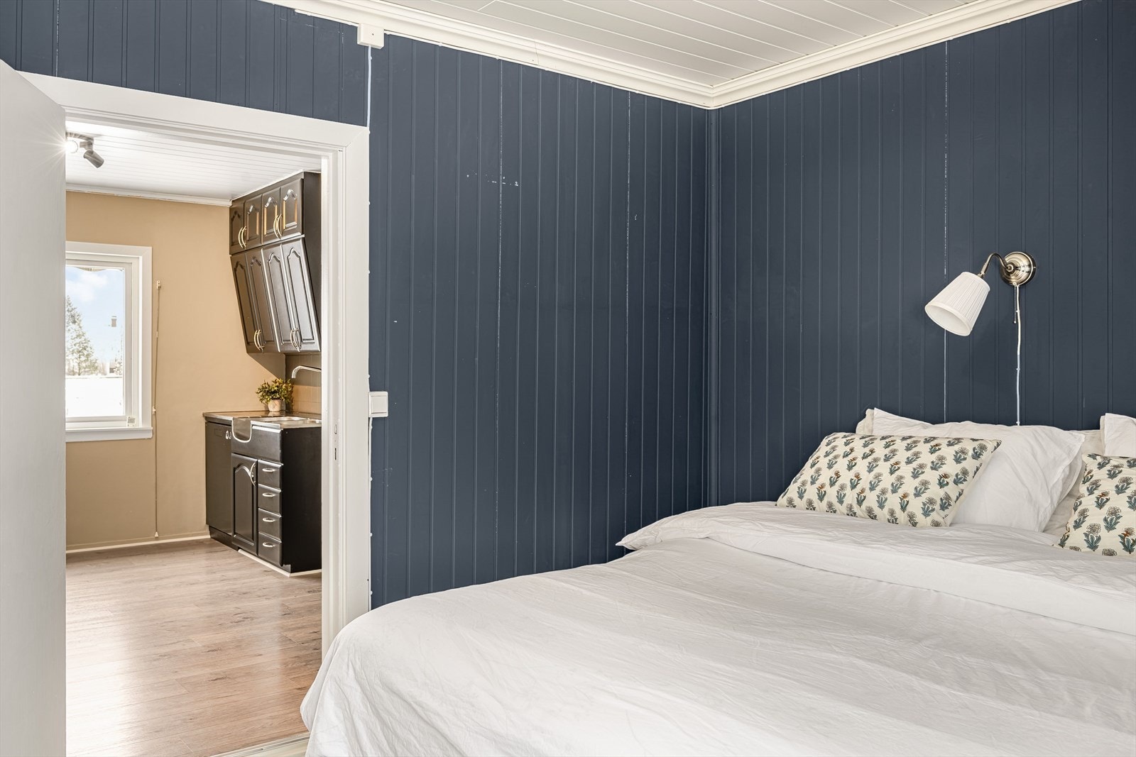 Adkomst fra kjøkkenet. Galleribilde