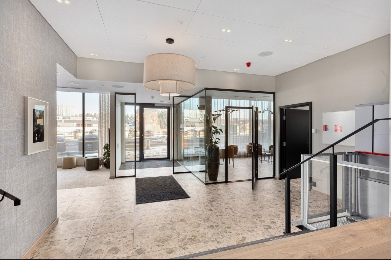 Inngang til lobbyen. Galleribilde