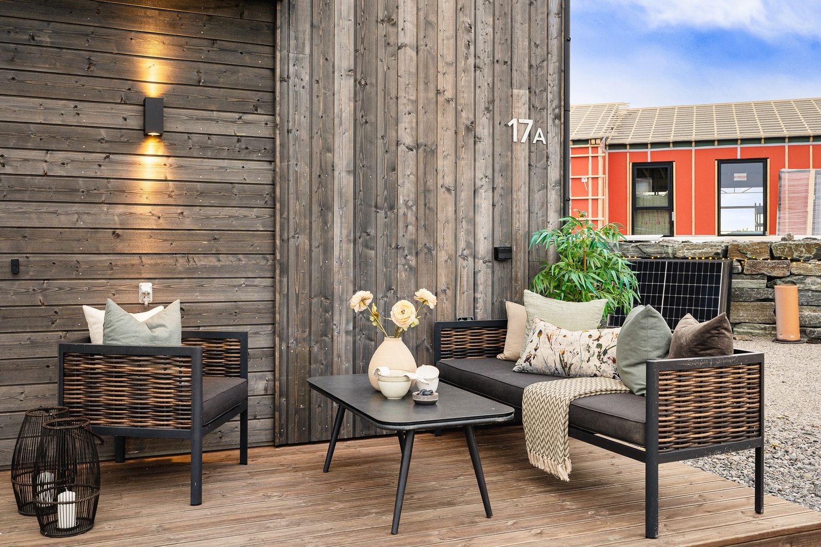 Terrassen måler 14 kvm. Galleribilde