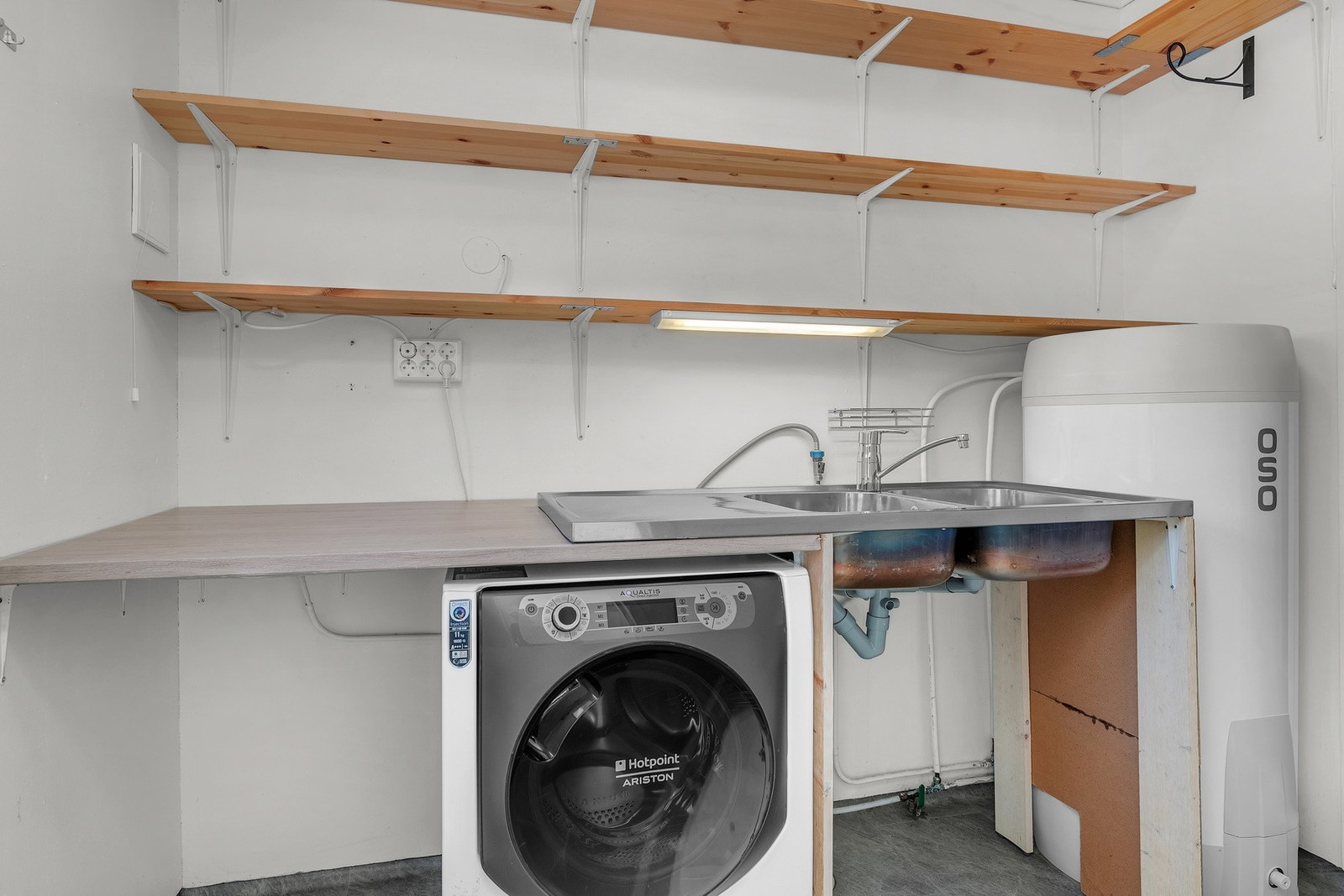 Ny varmtvannstank fra 2025 (200 liter) Galleribilde