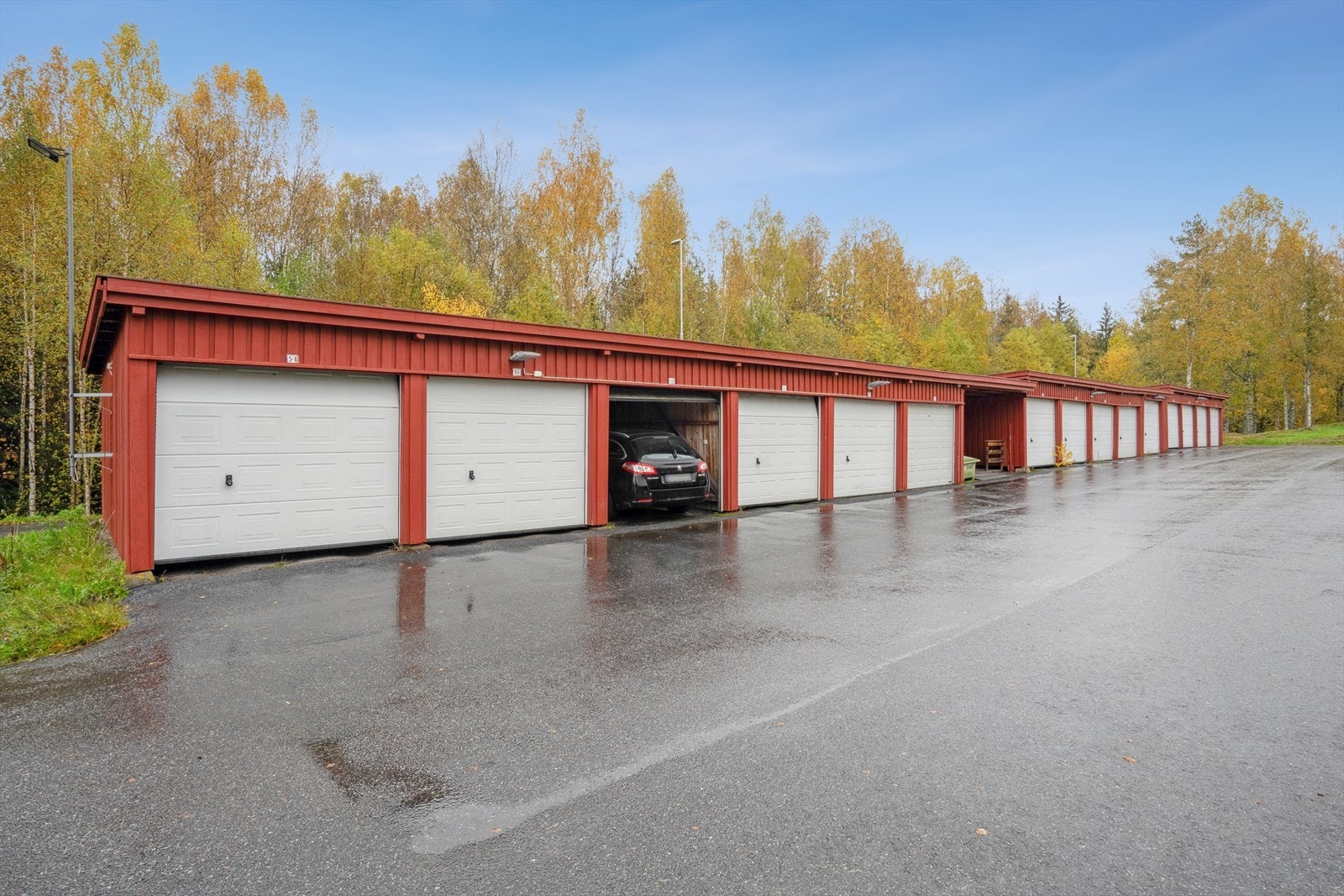 Leiligheten disponerer egen garasje. Galleribilde