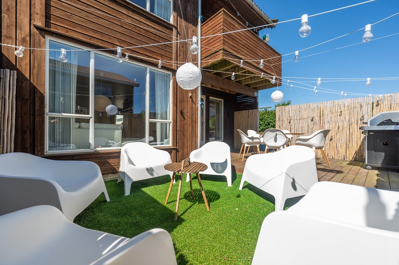 Skjermet og usjenert. Galleribilde