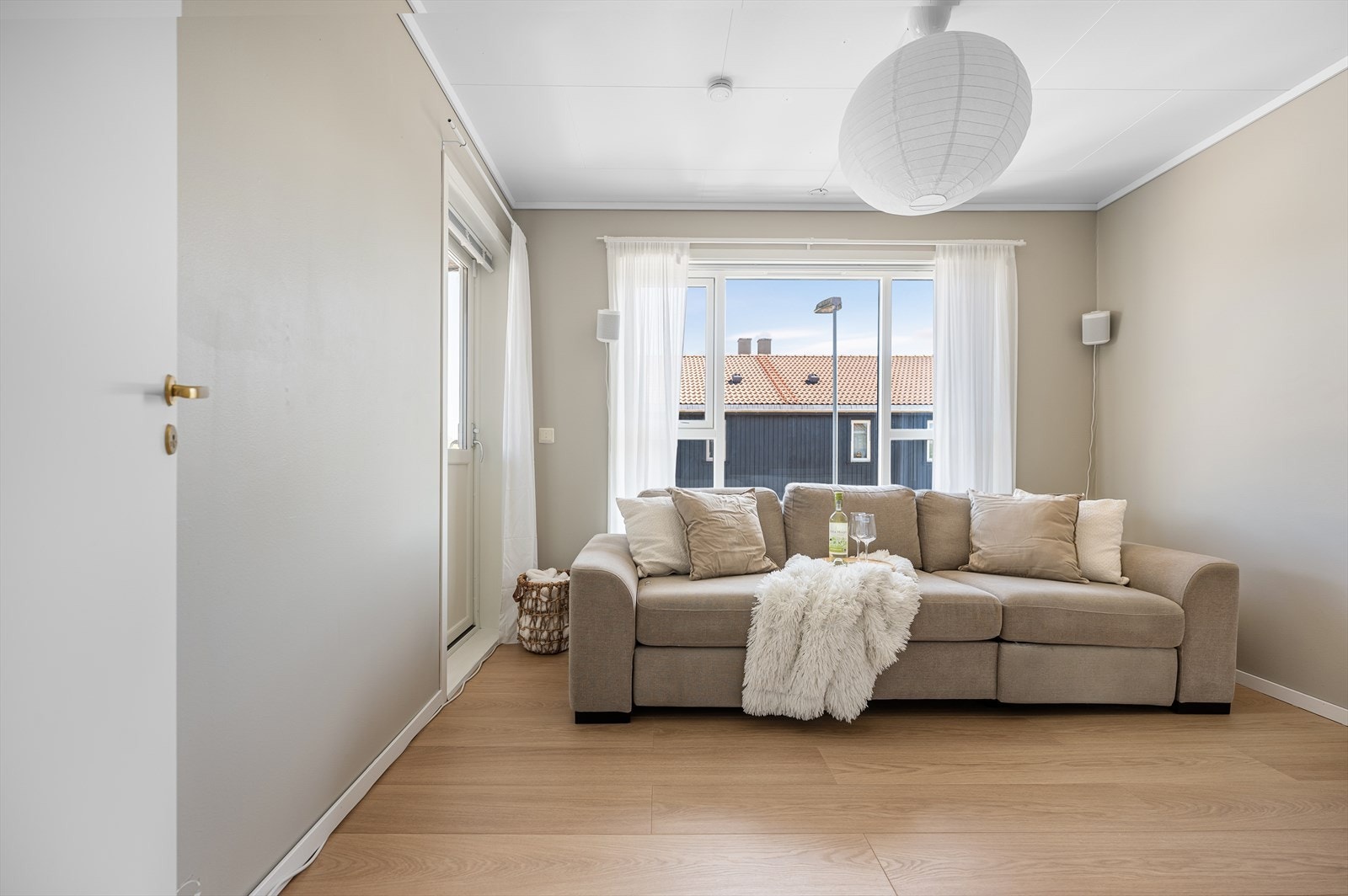 Ett av soverommene er innredet som ekstra stue. Galleribilde