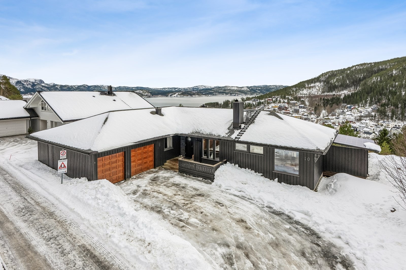 Velkommen til en hyggelig visning! (Foto: EFKT / Line Ottesen Berre) Galleribilde