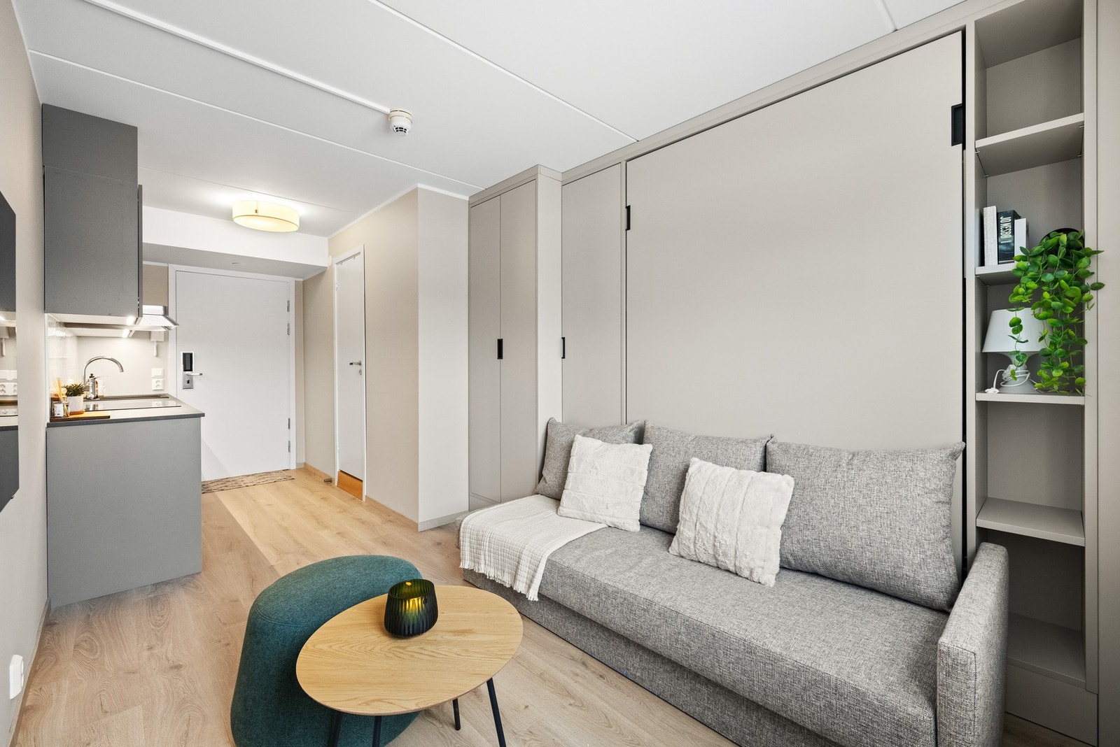 Løsningen utnytter arealet optimalt og gir boligen en fleksibel og gjennomtenkt planløsning. Galleribilde