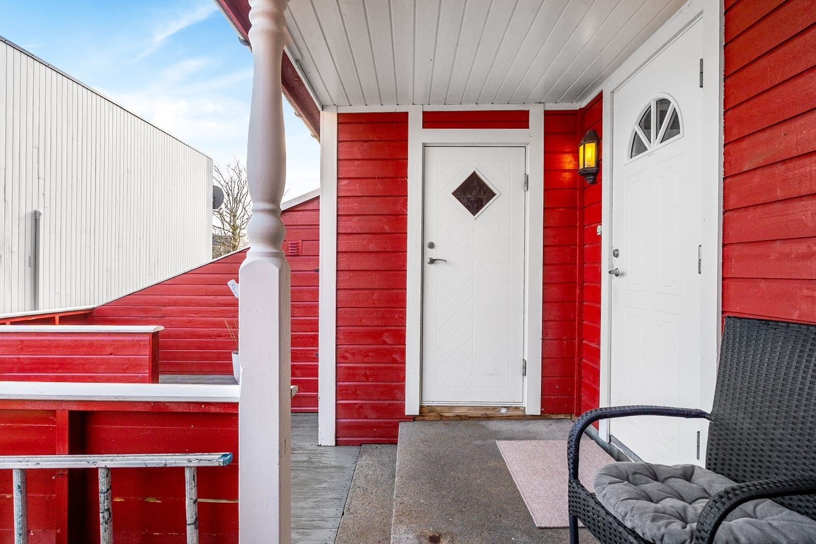 Her er det også tilgang til praktisk utvendig bod med ekstra lagringsplass Galleribilde