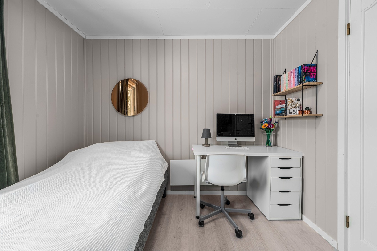 Rommet egner seg godt som barnerom, gjesterom eller kontor. Galleribilde