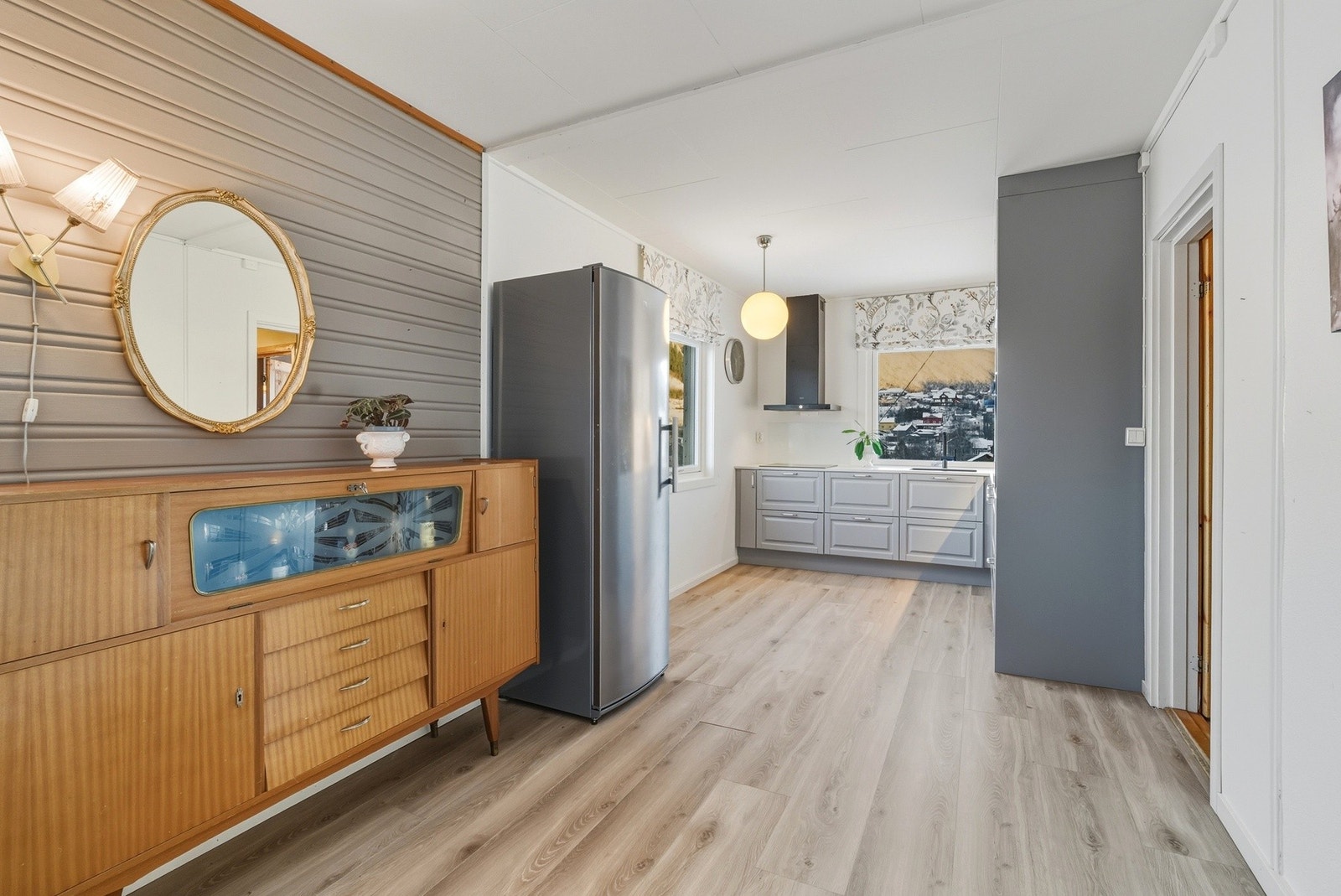 Stue/kjøkken. Galleribilde