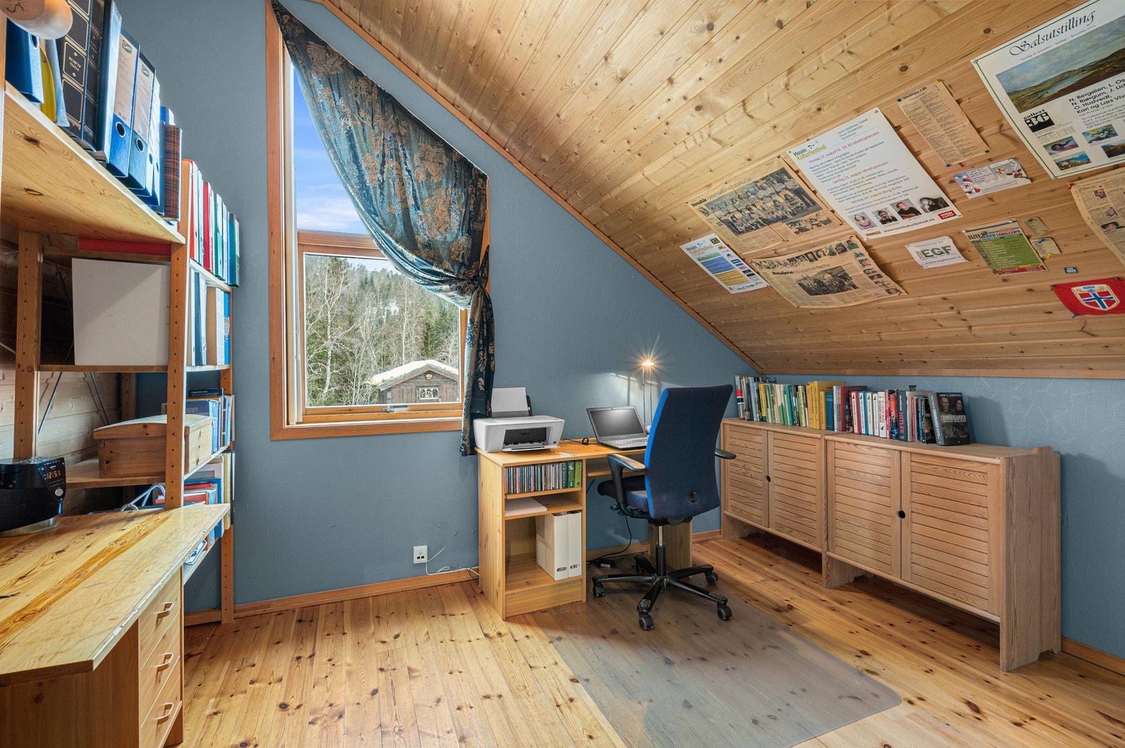 Soverom/kontor på 10m2. Galleribilde