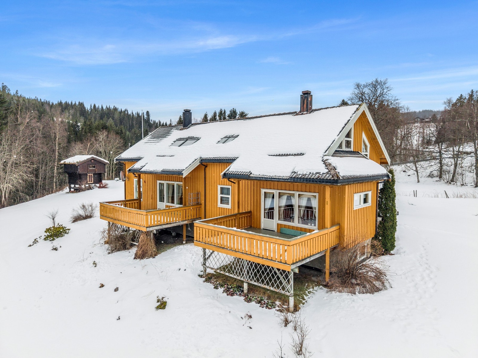 Våningshuset har også en separat boligenhet på ca 69m2 som har vært brukt til utleie. Galleribilde