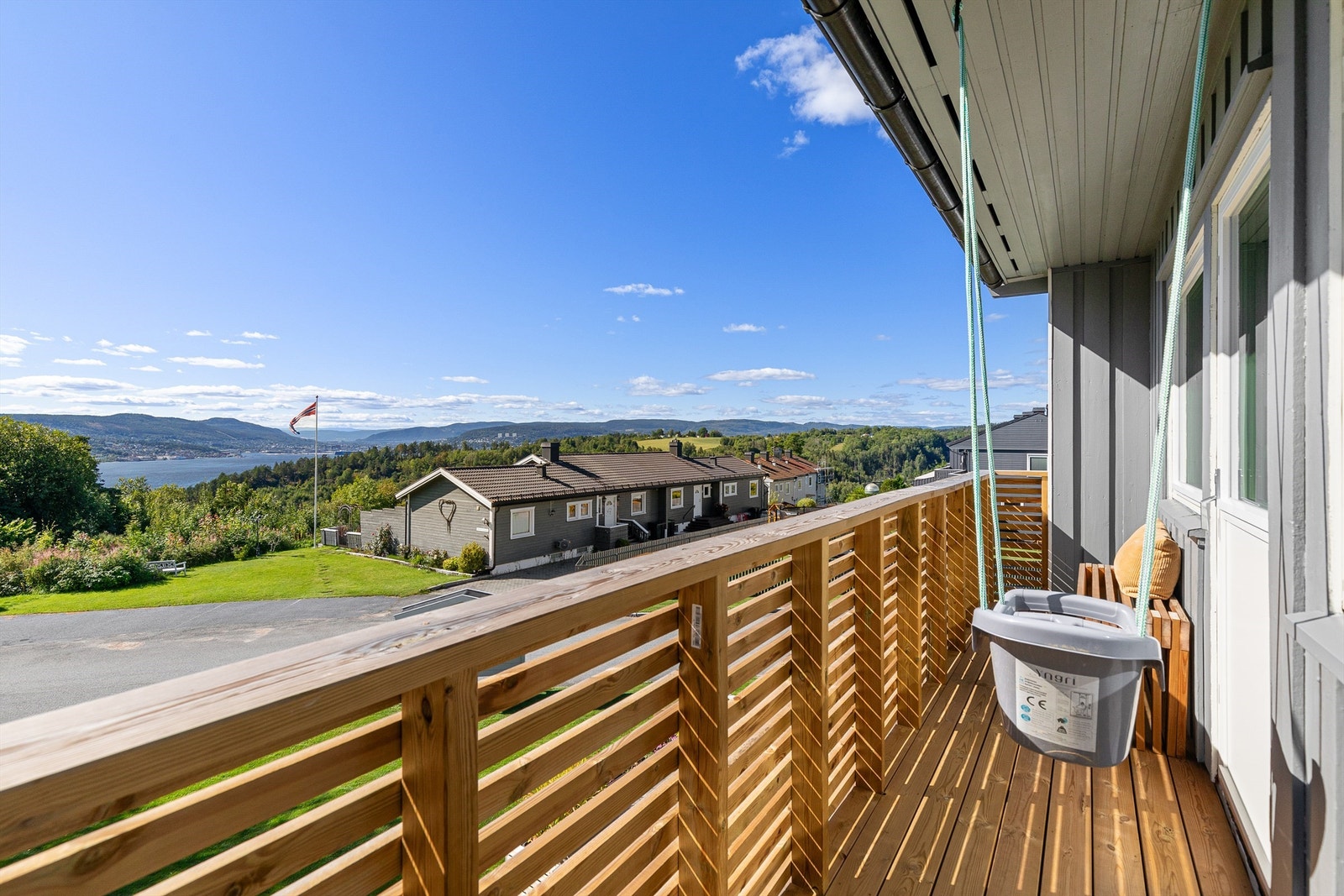 Med nydelig utsikt mot Drammensfjorden Galleribilde