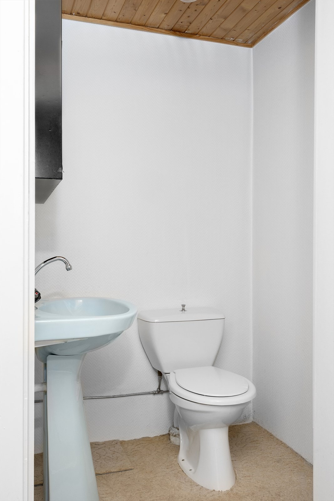 Toalett underetasje Galleribilde