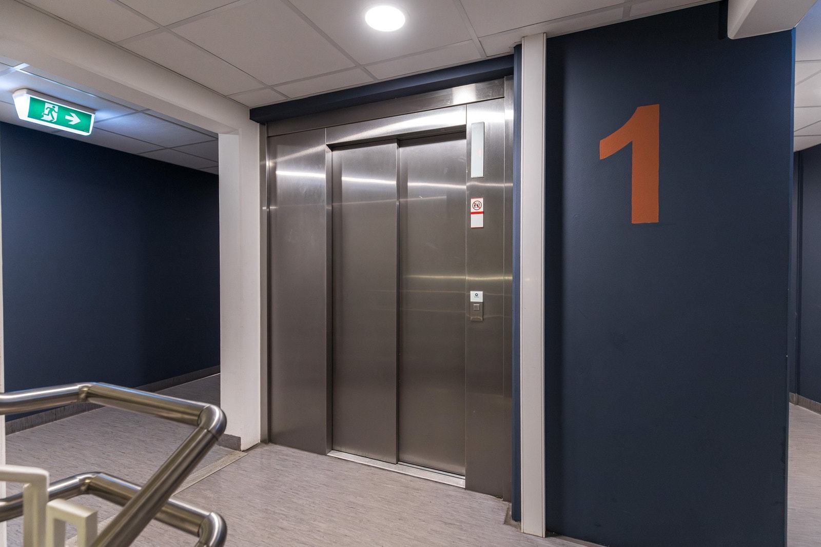 Det er selfølgelig heis i bygget. Galleribilde
