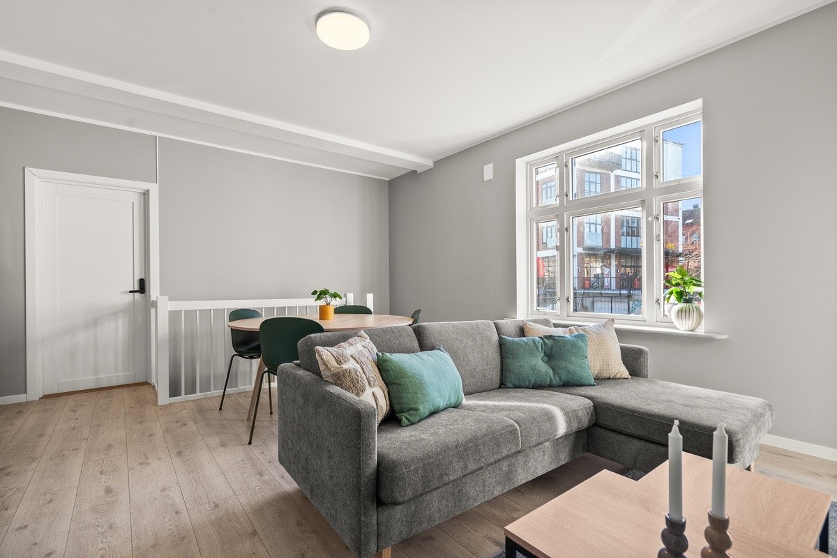 Leiligheten er møblert sensommeren 2024 Galleribilde