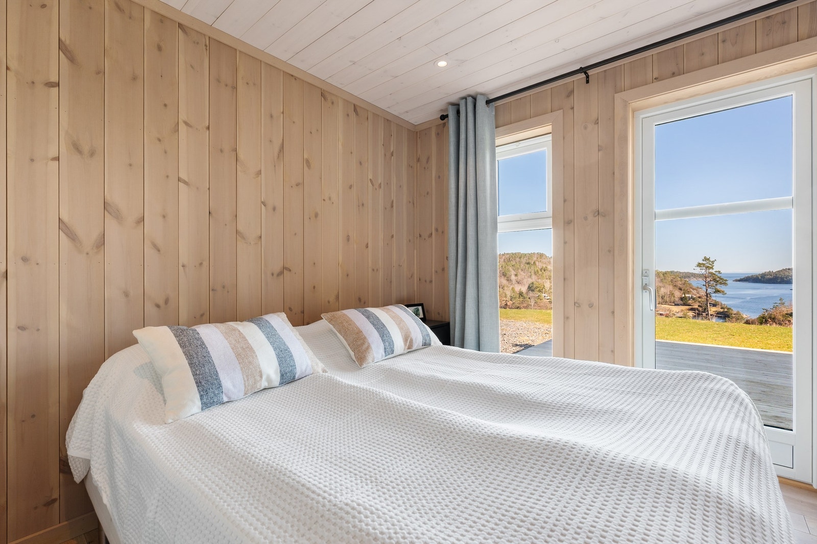 Soverom med egen utgang Galleribilde