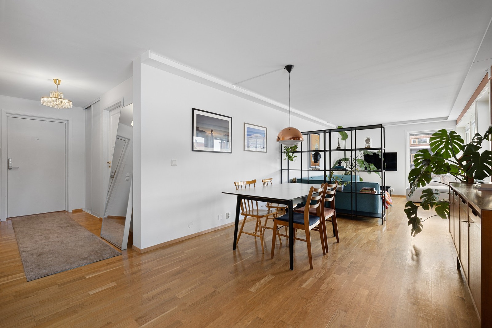 Endebeliggenheten bidrar til å gi leiligheten en ekstra dimensjon. Galleribilde