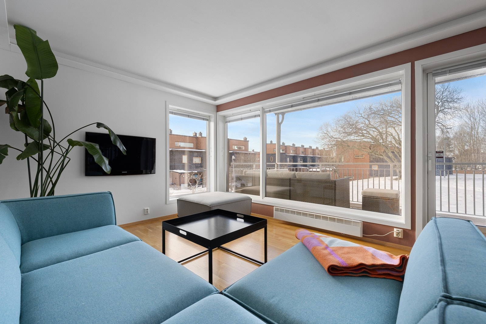 Leiligheten ligger innerst i en lite traffikert blindvei. Galleribilde