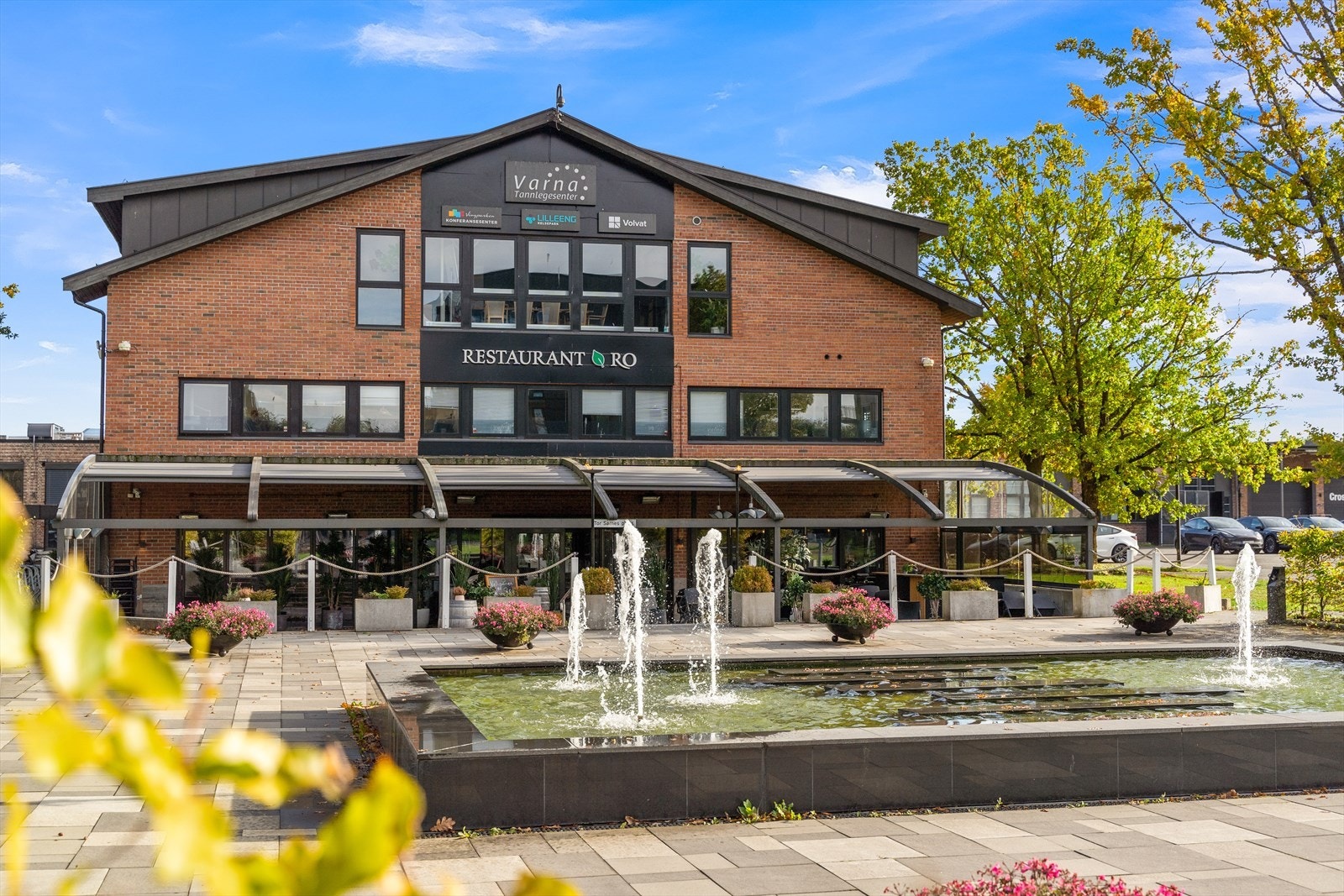 Populære restaurant Ro finner du et steinkast fra boligen. Galleribilde