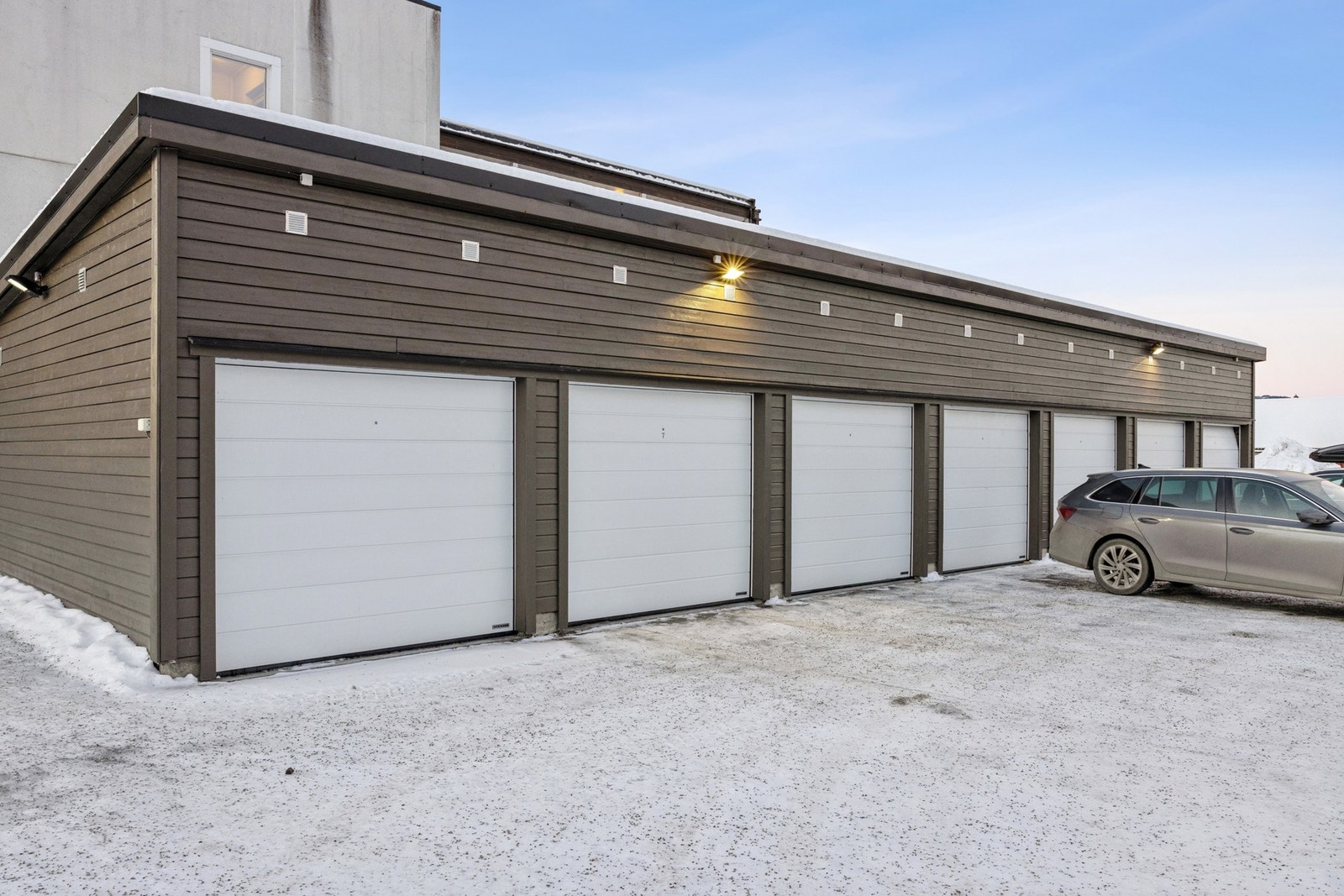 Parkering i terrasse Galleribilde