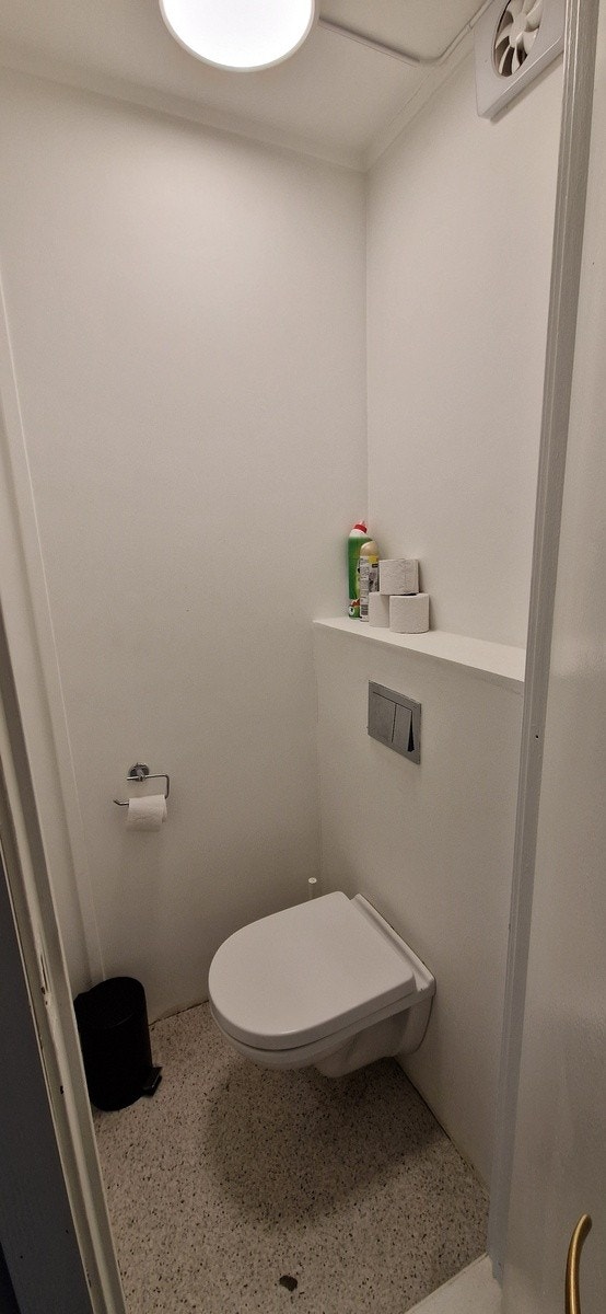 Toalett Galleribilde