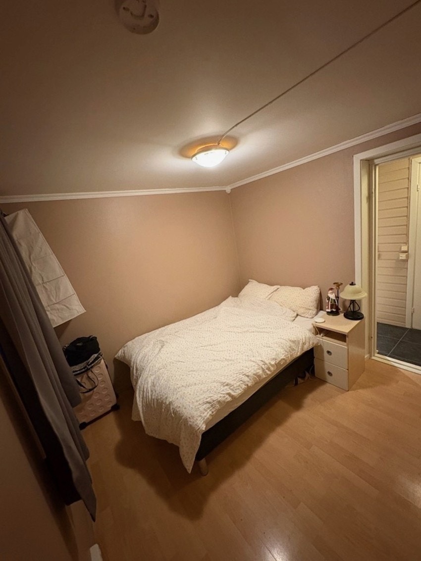 I tillegg finnes et rom som er innredet som soverom. Galleribilde