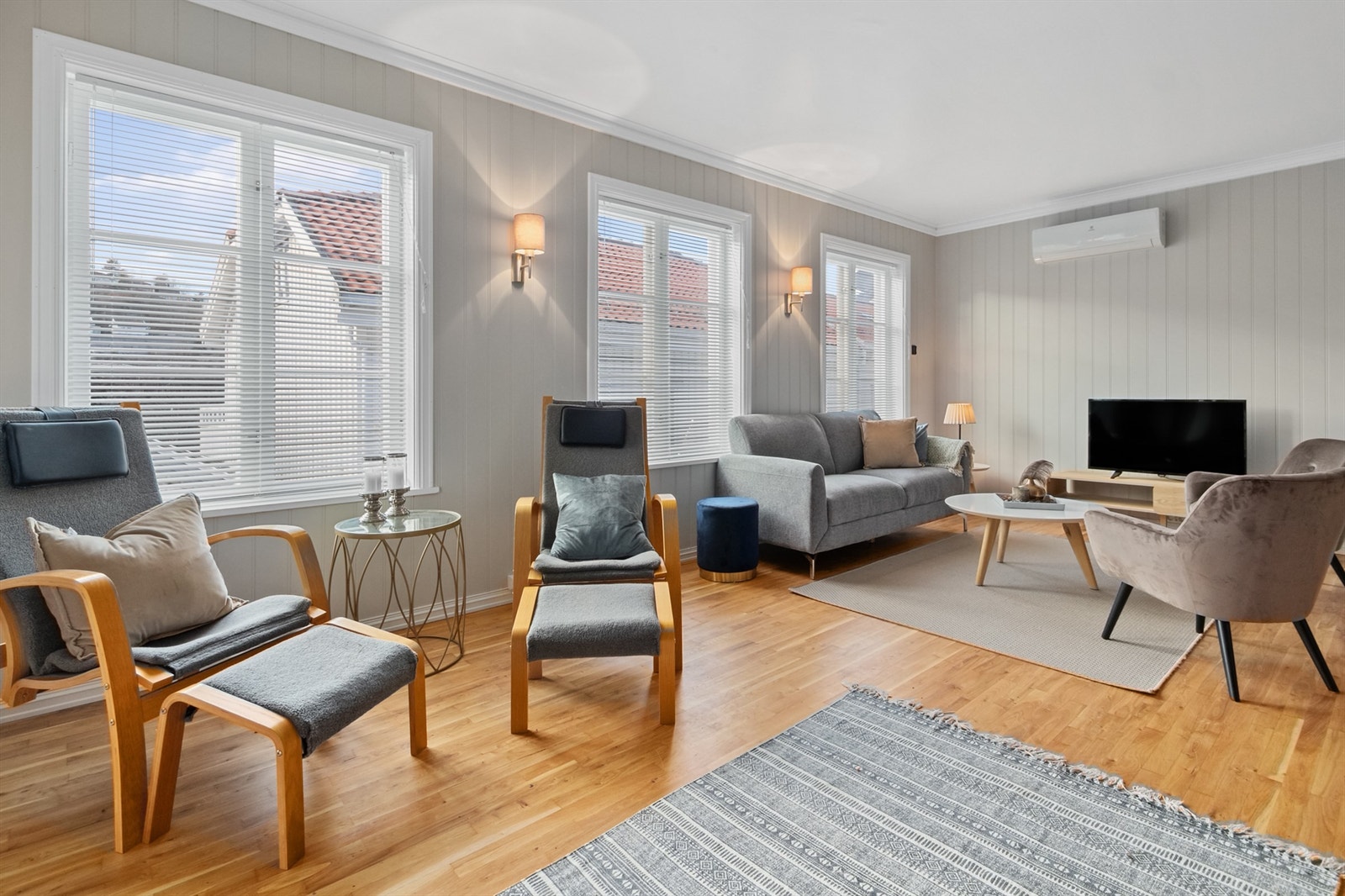 Stue, fotografert ved en tidligere anledning. Galleribilde