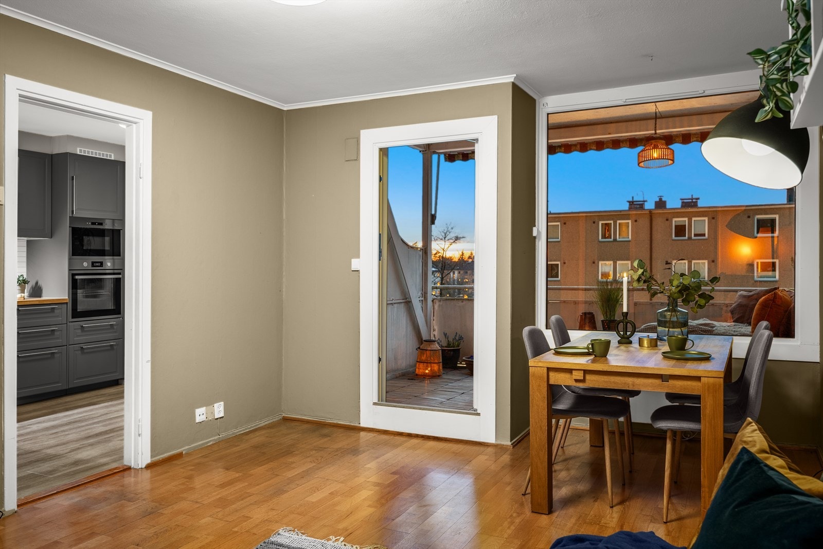 Kveldsstemning. Galleribilde