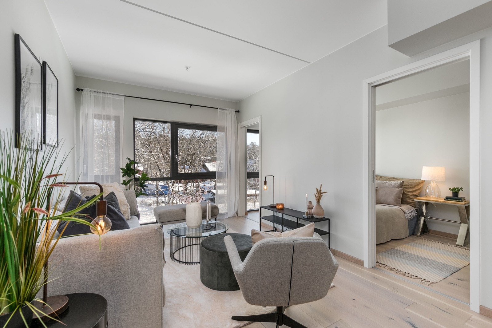 Leiligheten har vannbåren varme i gulv, som sikrer en behagelig og balansert temperatur året rundt. Galleribilde