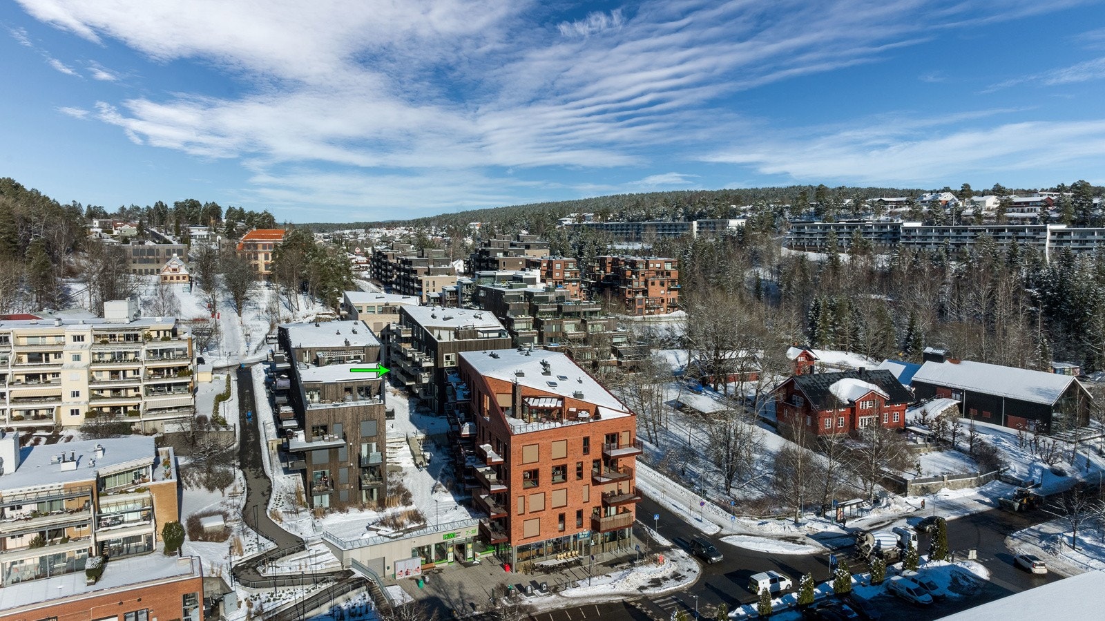 Kultur og aktivitet er godt ivaretatt i Kolbotn sentrum. Kolben kulturhus tilbyr et mangfold av arrangementer og er absolutt verdt et besøk. I umiddelbar nærhet finner du også flere parker. Generasjonsparken har spesielt fokus på fysisk aktivitet Galleribilde