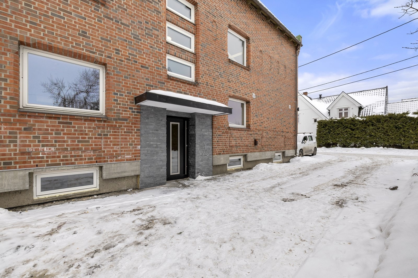 Leiligheten har adkomst via felles oppgang. Galleribilde