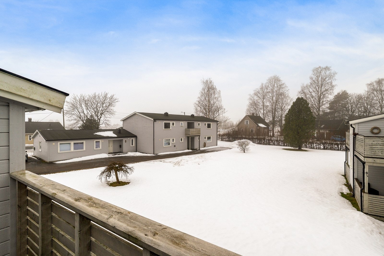 Utsyn fra balkong Galleribilde