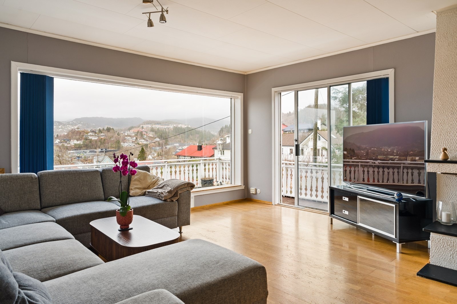 Bergen brannvesen har vært på tilsyn i 2024 og det er ikke påpekt feil eller mangler med pipen eller ildstedet Galleribilde