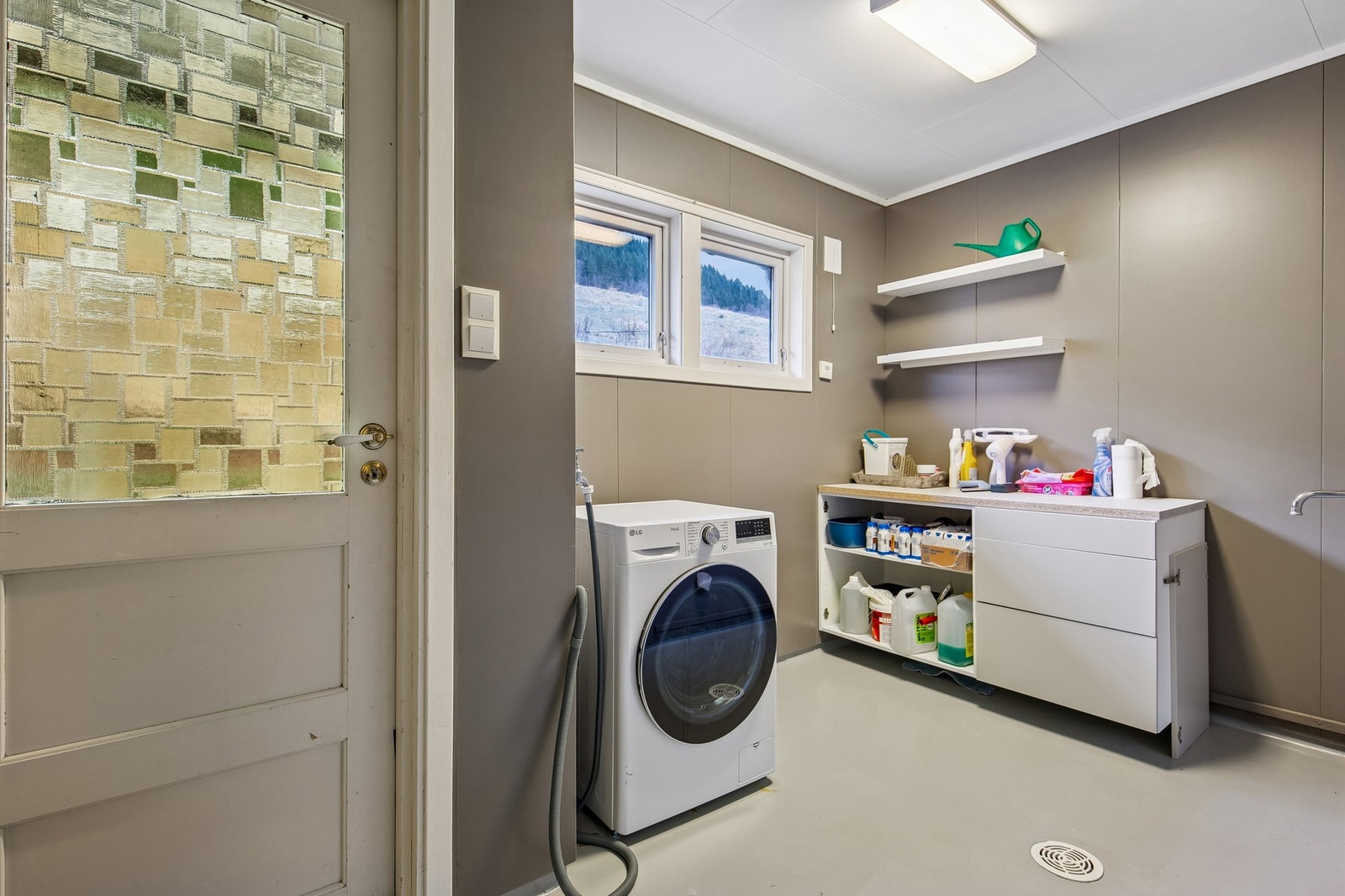 Vaskerom - Hoveddel Galleribilde