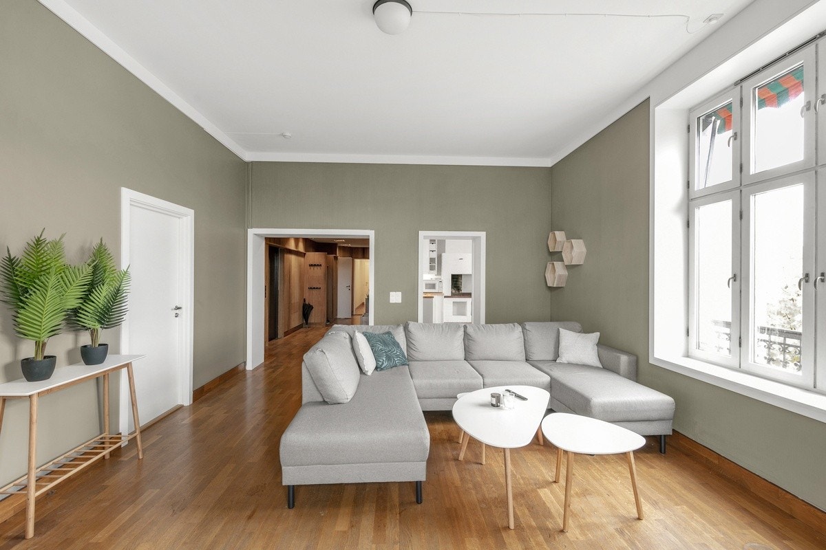 Leiligheten har en god planløsning hvor rommene er skjermet fra hverandre. Galleribilde