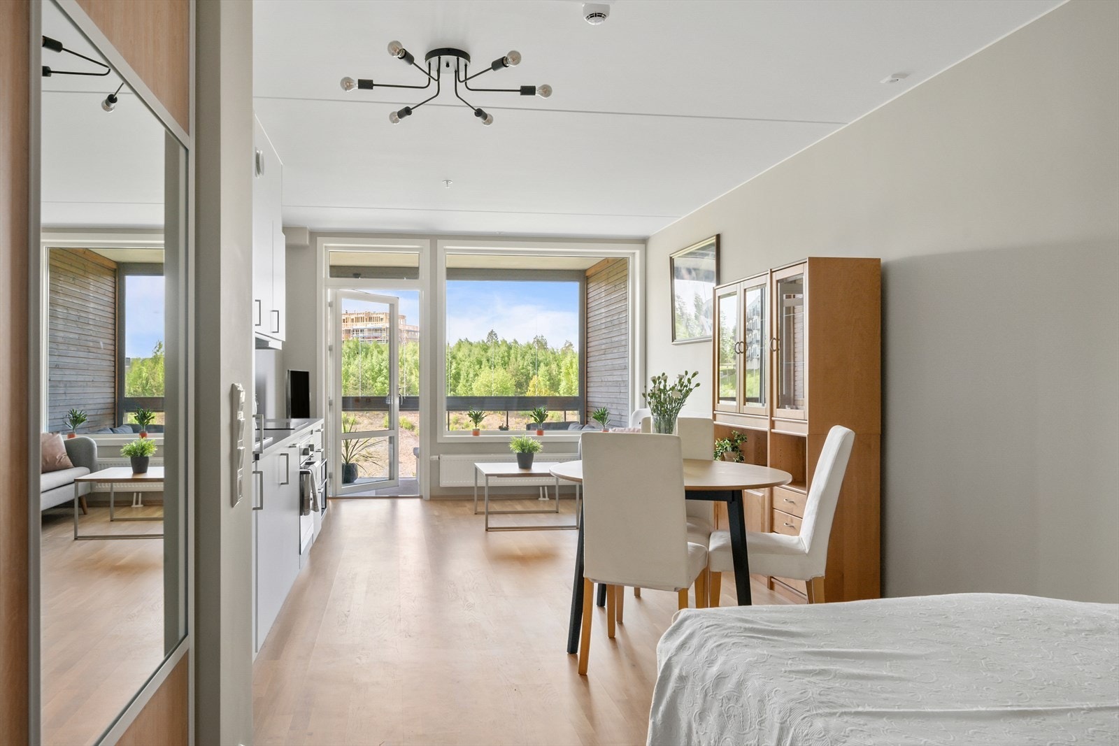 Utgang til innebygd balkong på 8 kvm. Galleribilde