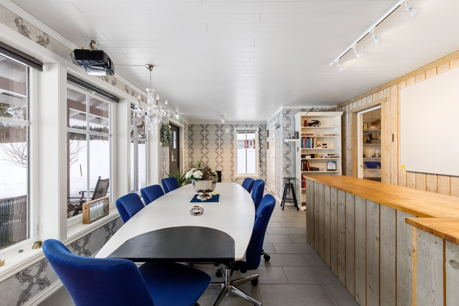 Rommet er stort og flott Galleribilde