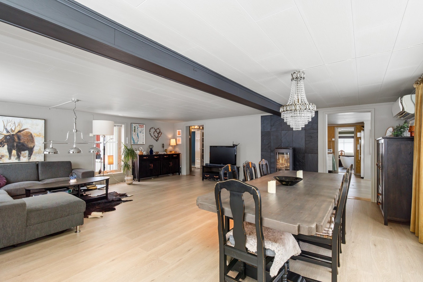 God plass til spisestue/langbord Galleribilde