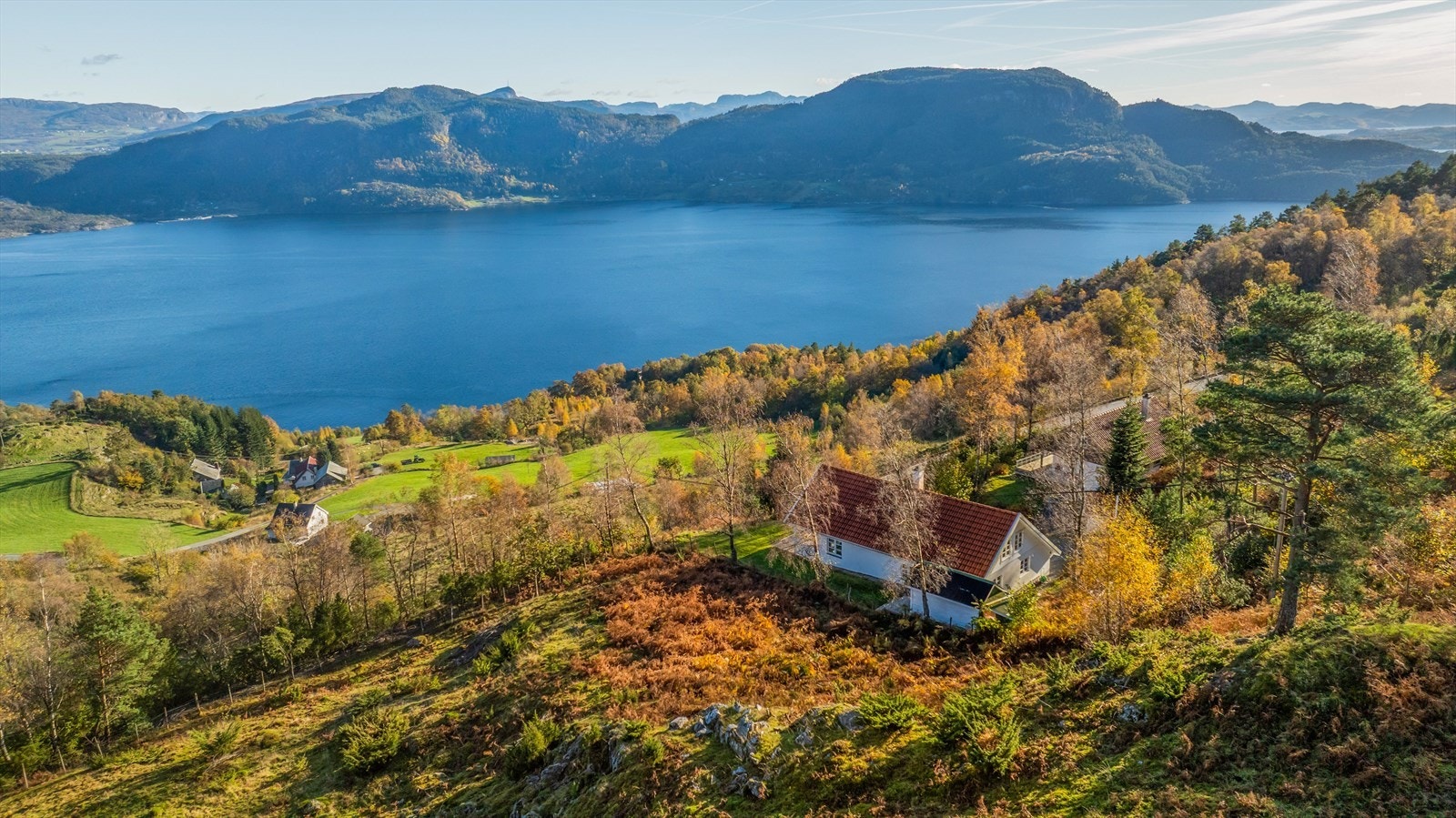 DNB Eiendom v/Tommy Høiland har gleden av å presentere Ombovegen 651! Galleribilde