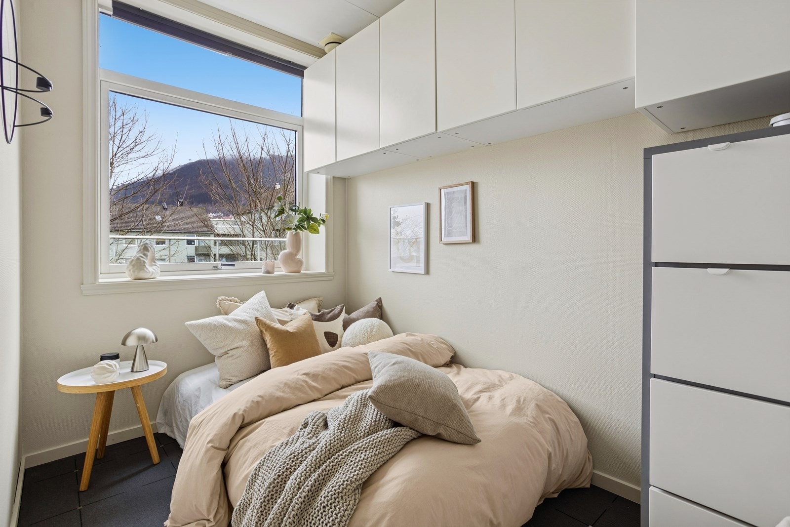 Sovealkoven byr på mange muligheter - et rolig og behagelig sted å trekke seg tilbake. Galleribilde