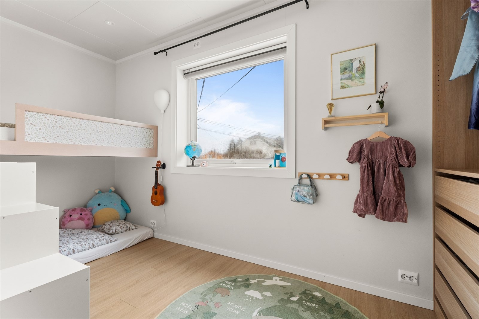 Soverom II er i dag brukt som barnerom. Galleribilde