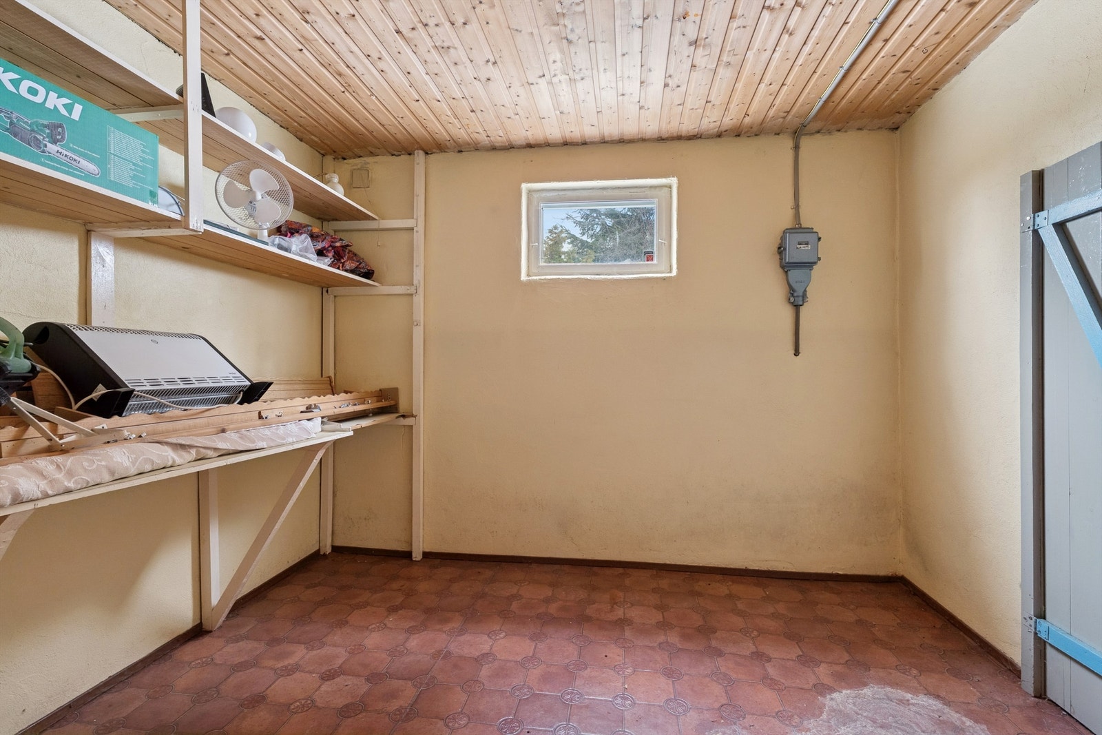 Bod i kjeller. Galleribilde